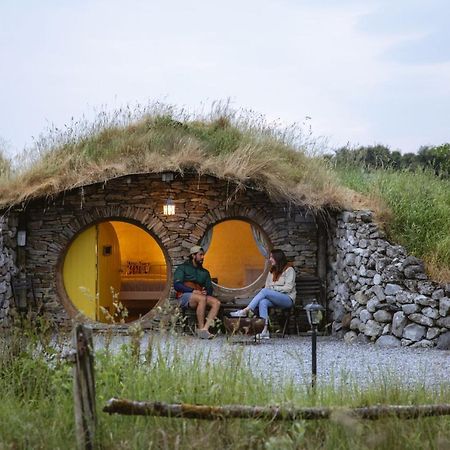 Mayo Glamping Каслбар Экстерьер фото